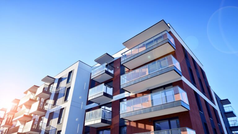 Residential,Building.,Bottom,View