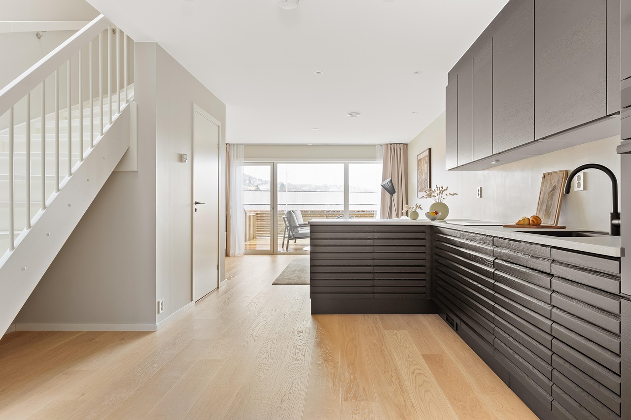 Préparez votre bien immobilier à briller avec un devis débarras gratuit